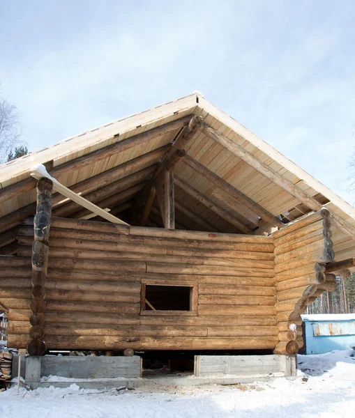 Casa de madera tradicional rusa —  Fotos de Stock