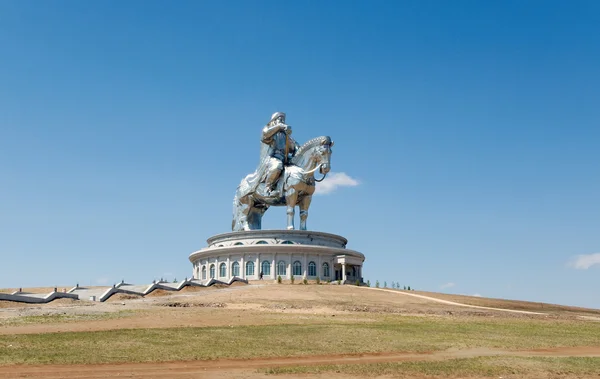stock image Statue of Genghis Khan in the desert, near Ulaanbaatar, the capital of Mong