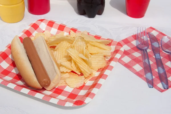Sommartid hotdog — Stockfoto