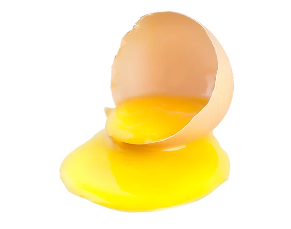 Huevo roto aislado — Foto de Stock