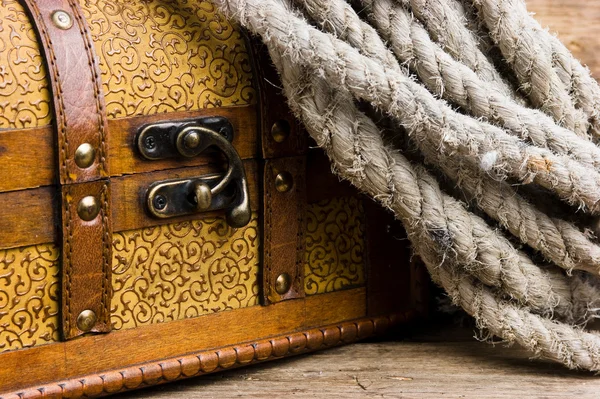 Pirate treasure chest — Stock Photo, Image