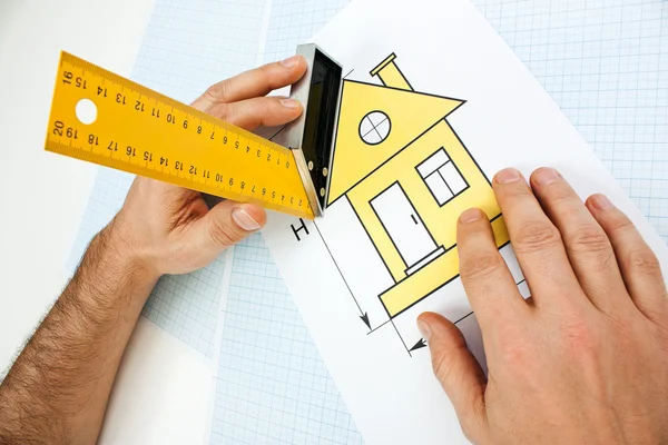 Rysunek w domu z narzędzia budowlane — Zdjęcie stockowe