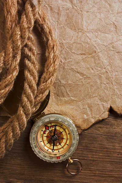 Brújula con una cuerda — Foto de Stock