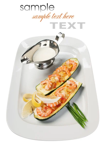 Zucchini with shrimp and sauce — Stock Photo, Image