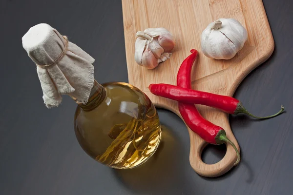Verduras y utensilios de cocina —  Fotos de Stock