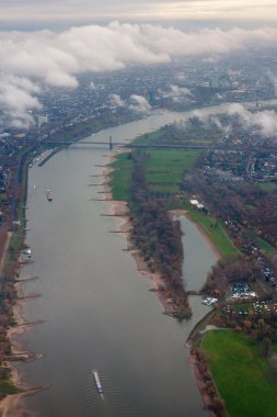 Ren Düsseldorf, havadan görünümü