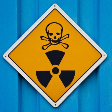 Ölümcül radyasyon uyarı işareti