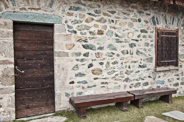 Refugio de montaña - Italia - Montañas Dolomiti — Foto de Stock