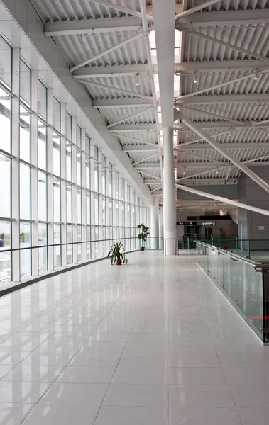 Nieuwe luchthaven van Boekarest - 2011 — Stockfoto