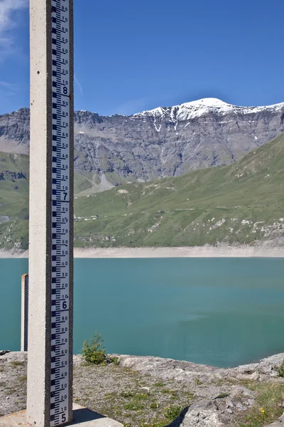 Dam water niveau meting — Stockfoto