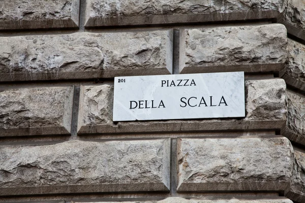 Piazza della Scala — Stockfoto