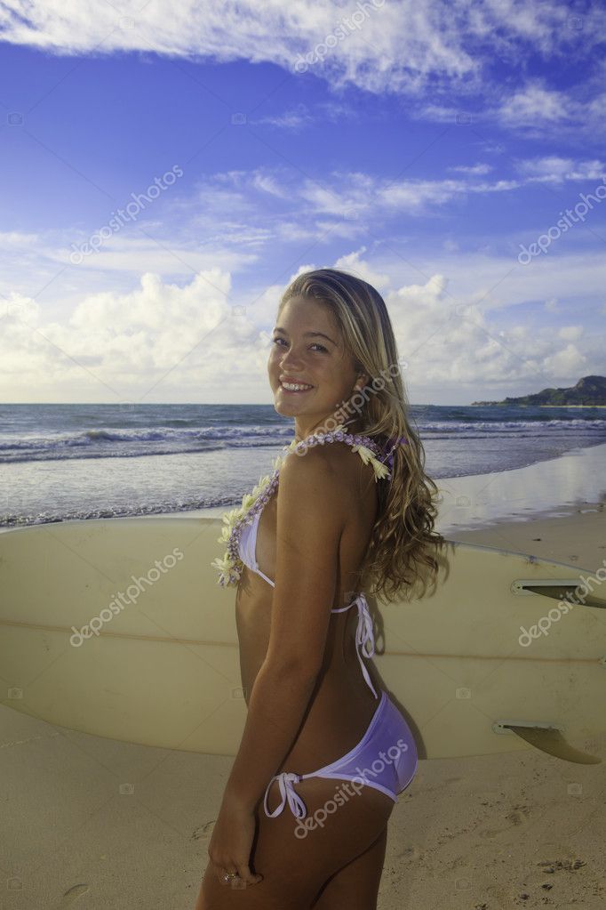 Teenage girl wearing white bikini hi-res stock photography and images -  Alamy