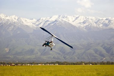 yeti askıda kalabilir planör