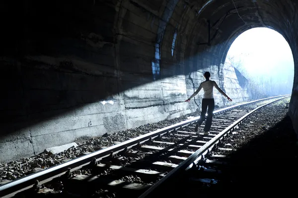 トンネルの終点 ロイヤリティフリーのストック画像