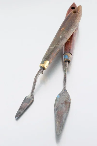 Iki ressam spatullas kullanılan — Stok fotoğraf