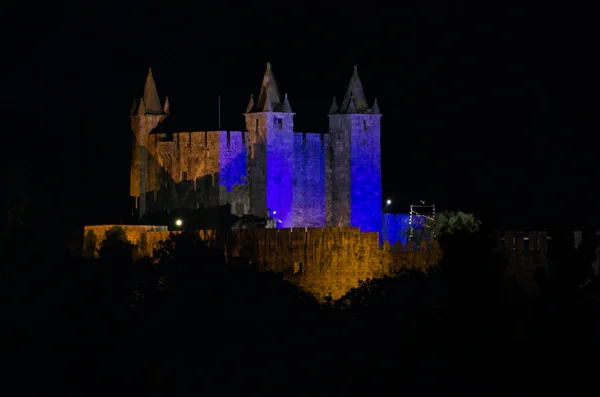 Santa maria da feira hrad v noci — Stock fotografie
