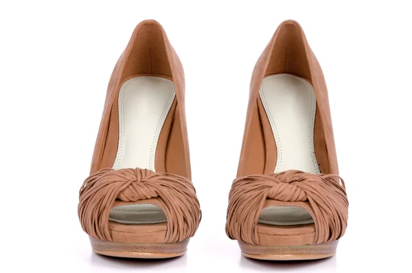 Brown sapatos de salto alto das mulheres — Fotografia de Stock