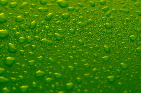 Green water drops — Stock Photo, Image