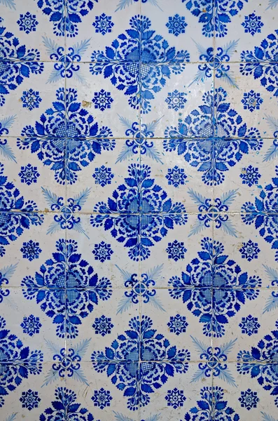 Керамическая плитка в испанском стиле — стоковое фото