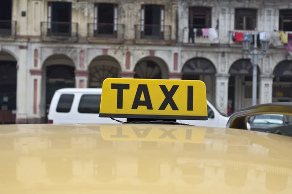 Znak Taxi. — Zdjęcie stockowe