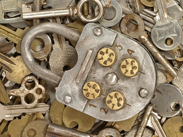 Eski kilit ve eski anahtarları. — Stok fotoğraf