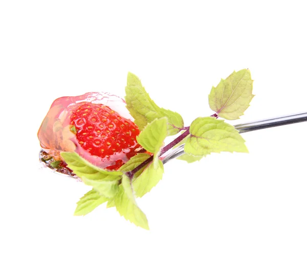 Gelée de fraises sur une cuillère — Photo