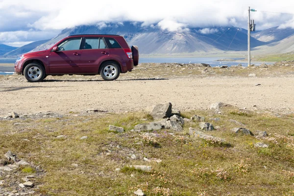 Cestování autem 4 x 4 na Islandu, hvalnes — Stock fotografie