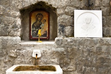 Kotor, Karadağ. Kutsal kaynak.