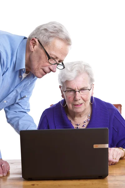 Äldre man och kvinna — Stockfoto