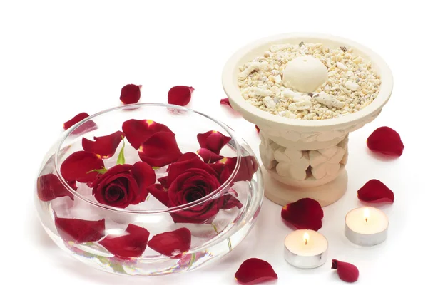 Rode rose en aromatherapie — Stockfoto