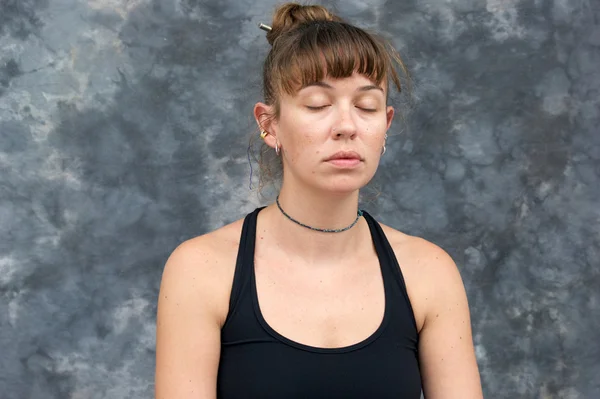 Mediterande kvinna — Stockfoto