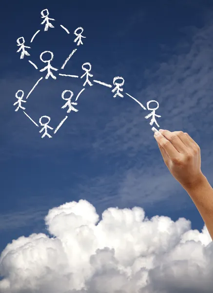 Hand drawing social network and cloud computing concept on the blue sky — Stock Photo, Image