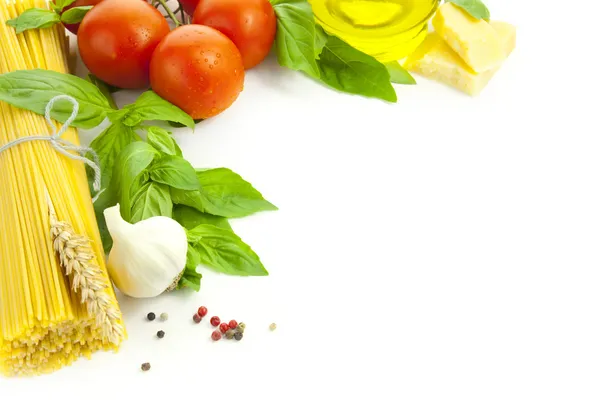 Ingredienser för italiensk matlagning / ram sammansättning / isolerad o — Stockfoto