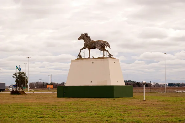 Конская статуя — стоковое фото