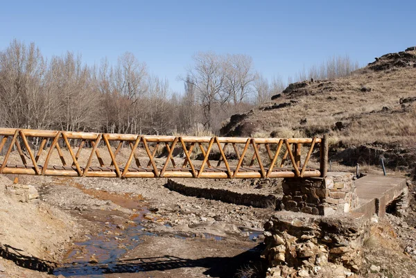 Bridge over creek — Stock Photo, Image