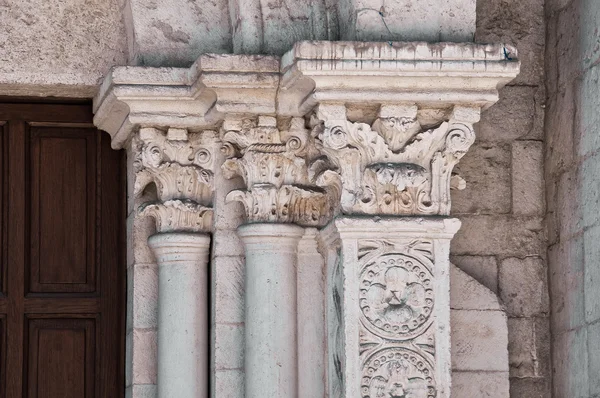 Marmurowymi kolumnami. — Zdjęcie stockowe