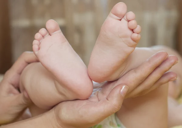Infant fötter Stockfoto