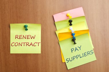 Post it with Renew Contract clipart