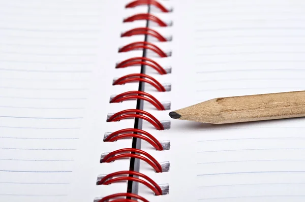 Notebbok i ołówek — Zdjęcie stockowe