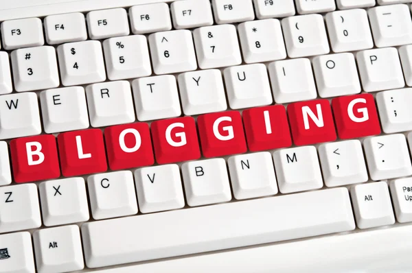 Blogging word on keyboard — Stock Photo, Image