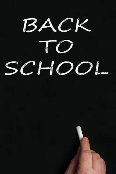 Voltar para a escola em placa preta — Fotografia de Stock