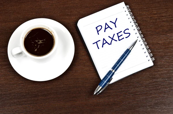 Betalen belastingen bericht — Stockfoto