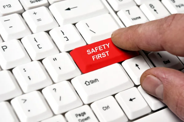 Safety first key — Stock Photo, Image