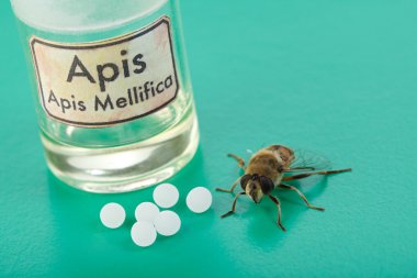 Apis Mellifica homeopathic pills, poison and bee clipart