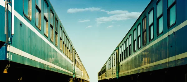 Två tåg — Stockfoto