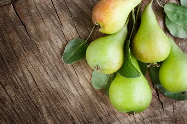 Nyskördade päron — Stockfoto