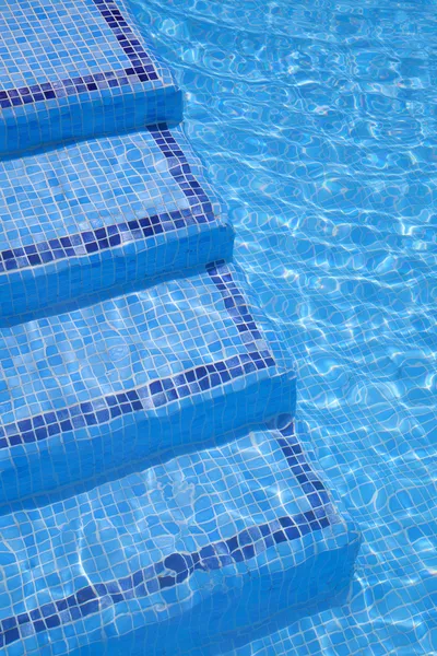Swimming pool stairs — Stock Photo, Image
