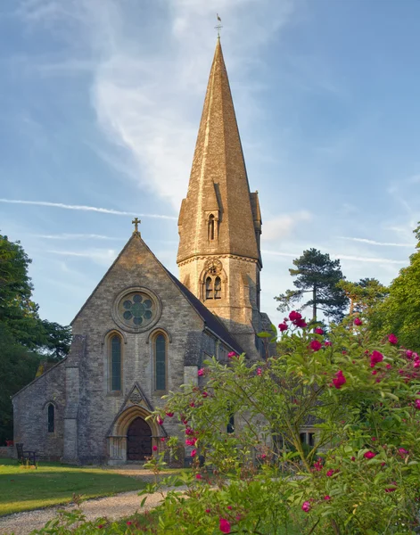 Igreja Velha em Cotswolds, Leafield, Reino Unido — Fotografia de Stock
