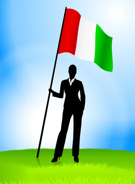 बिजनेस वुमन लीडर होल्डिंग इटली ध्वज — स्टॉक वेक्टर