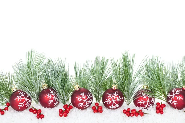 Kerstmis grens met rode ornamenten — Stockfoto